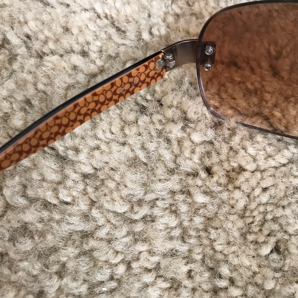 Coach PRESCRIPTION sunglasses - Picture 5 of 6